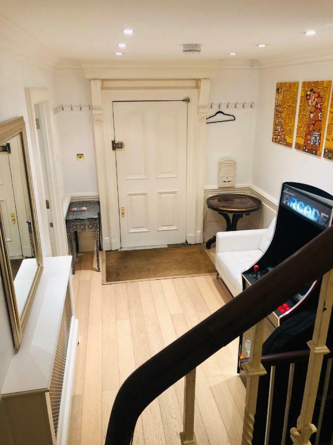 Piccadilly Circus Suites ลอนดอน ภายนอก รูปภาพ