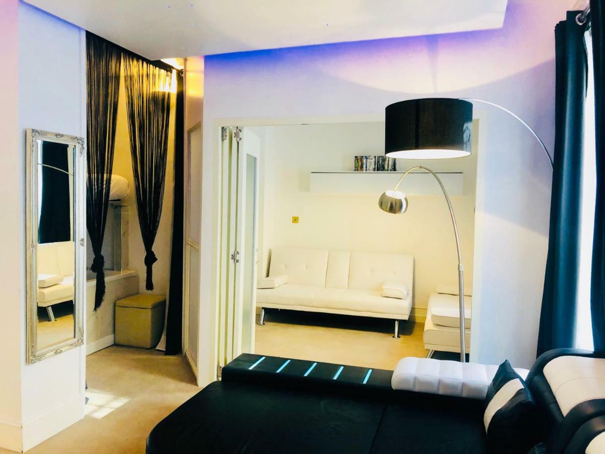 Piccadilly Circus Suites ลอนดอน ภายนอก รูปภาพ