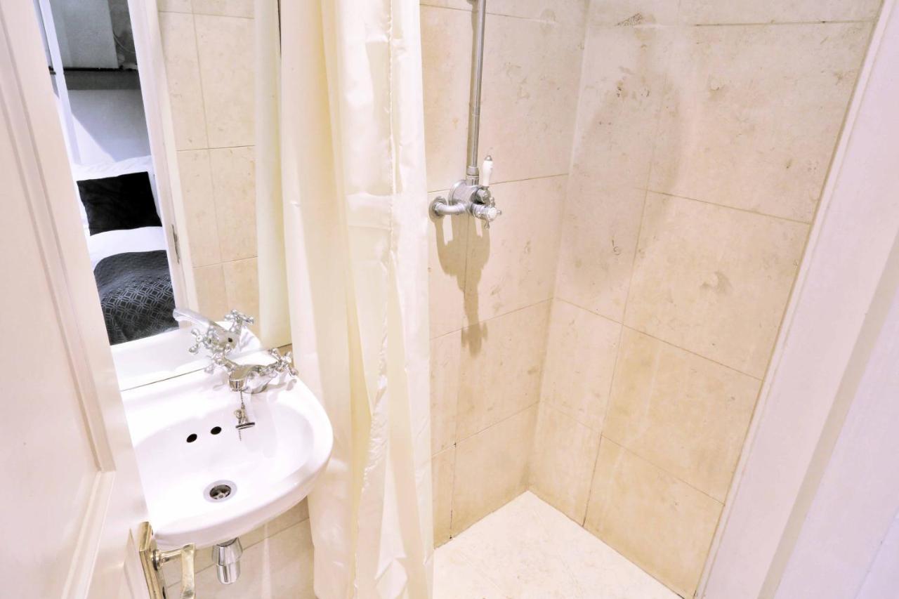 Piccadilly Circus Suites ลอนดอน ภายนอก รูปภาพ