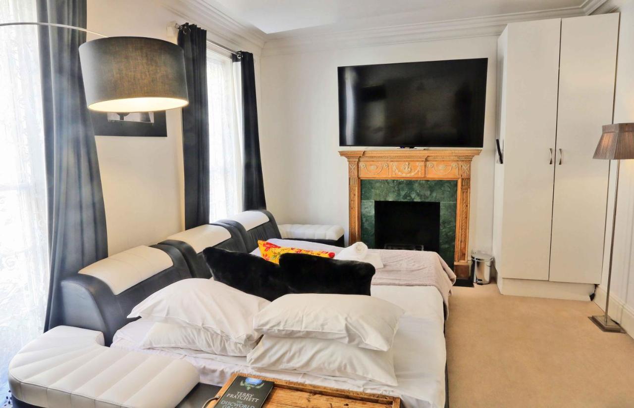 Piccadilly Circus Suites ลอนดอน ภายนอก รูปภาพ