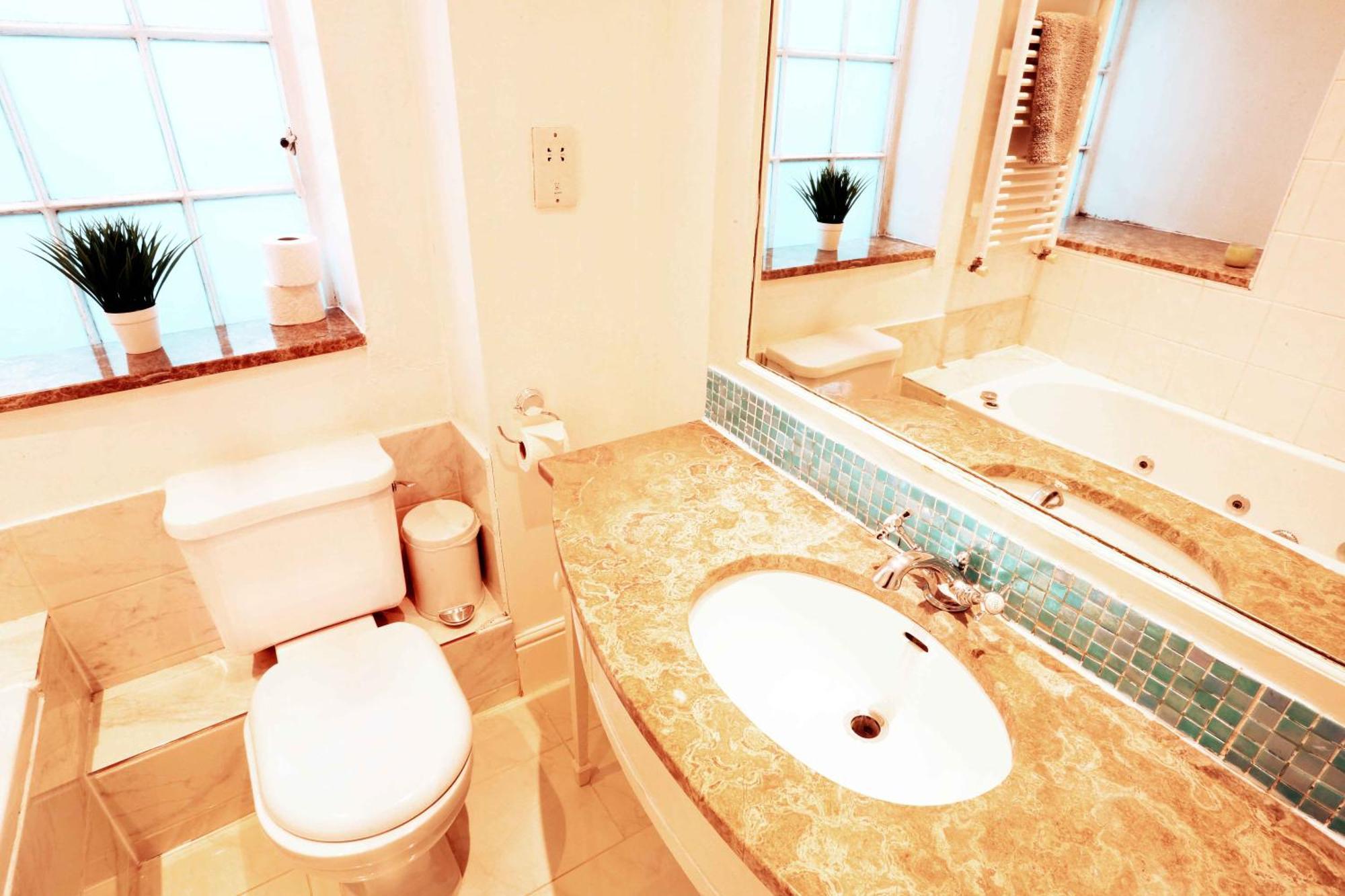 Piccadilly Circus Suites ลอนดอน ภายนอก รูปภาพ