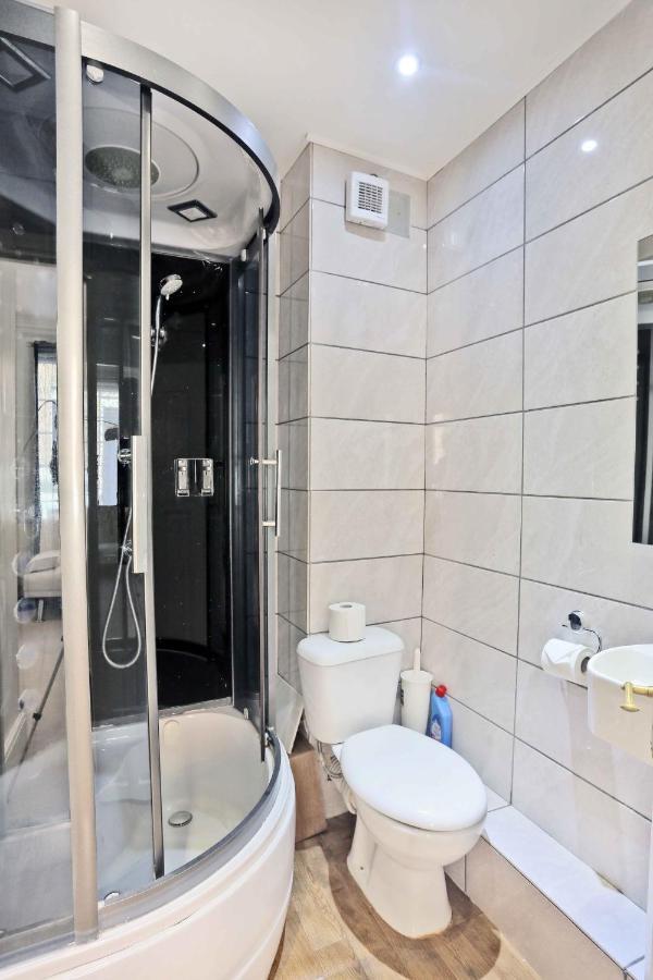 Piccadilly Circus Suites ลอนดอน ภายนอก รูปภาพ